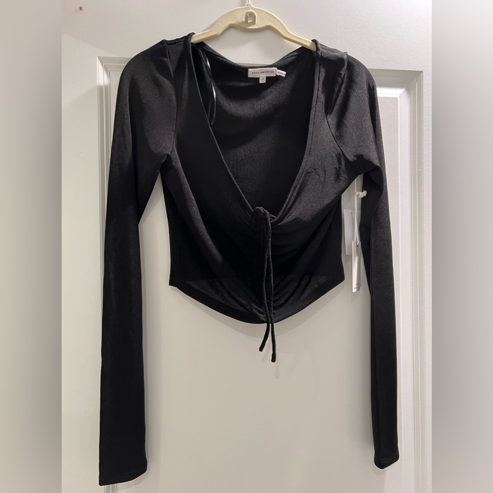 Good American V-neck Ruched Crop Top in Black, Size 1, NWT